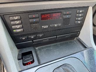 BMW 5-serie 525i M-Pakket picture 12