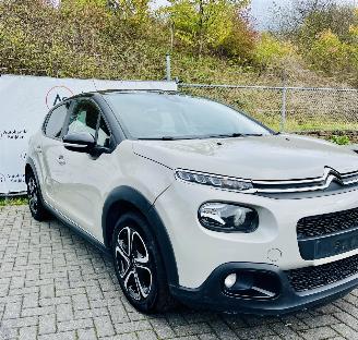krockskadad bil auto Citroën C3 Live 2020/2