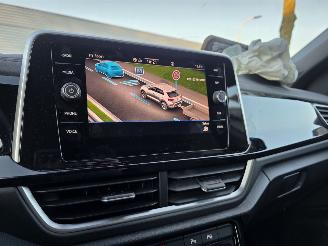 Volkswagen T-Roc 1.5 TSI DSG R-Line Virtual Navi IQ-Light Sport-Mode Massage Camera Sfeerverl. Stoelverw. Trekhaak Ecc Acc 110KW/150PK picture 18