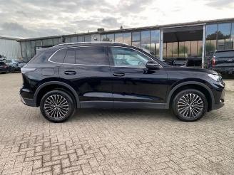 Volkswagen Tiguan 1.5 TSI eHybrid Elegance *NAVI - KAM* picture 3