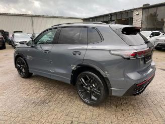 Volkswagen Tiguan 2.0 TSI DSG 4Motion R-Line *HEAD-UP-PANO* picture 10