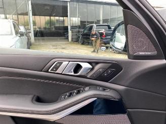 BMW X5 M60i xDrive *HEAD UP - PANO - AHK - KAM* picture 22