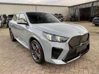 Auto incidentate BMW iX2 eDrive20 M Sport *PANO - AHK - KAM - NAVI* 2025/7