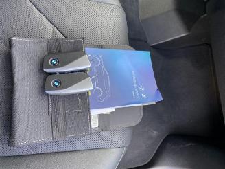 BMW iX 40 xDrive *HEAD-UP - AHK - KAM - NAVI* picture 25