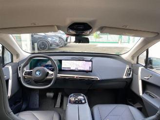 BMW iX 40 xDrive *HEAD-UP - AHK - KAM - NAVI* picture 19