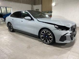 BMW i5 eDrive40 M Sport* HUD - KAM - PANO - AHK* picture 9