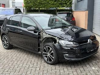 Volkswagen Golf 1.2 TSI Allstar Pano Navi Led Xenon Stoelverw picture 10