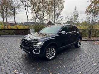 krockskadad bil auto Volkswagen T-Roc Volkswagen T-Roc 1.5 TSI DSG Massage Camera AHK 2023 2023/7