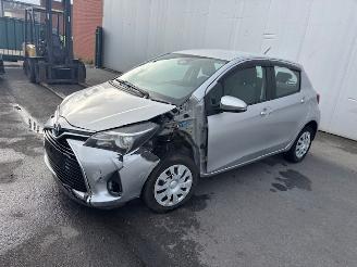 Toyota Yaris  picture 2