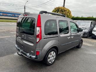 Unfallwagen Renault Kangoo 5 pers 2016/7