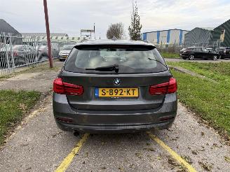 BMW 3-serie Touring 318i Executive picture 4