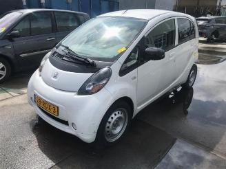 Purkuautot passenger cars Peugeot iOn iOn, Hatchback 5-drs, 2010 iOn 2011/5