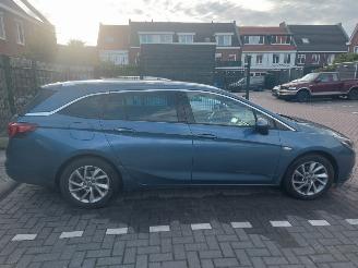Opel Astra SPORTS TOURER+ picture 8