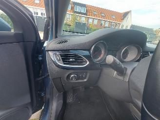 Opel Astra SPORTS TOURER+ picture 13