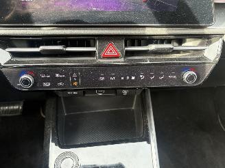 Kia Niro DynamicPlusLine 64.8 kWh 272PK AUTOMAAT picture 17