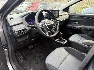 Dacia Jogger AUTOMAAT 1.6 Hybrid 140 Extreme 7 persoons picture 13