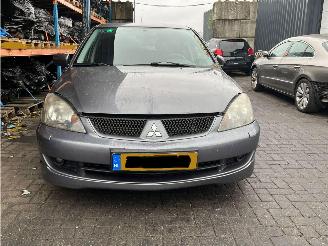 Unfallwagen Mitsubishi Lancer 2.0 16V Combi/o  Benzine 1.997cc 99kW (135pk) FWD 2003-09/2007-12 (CS9W) 4G63 2006/6