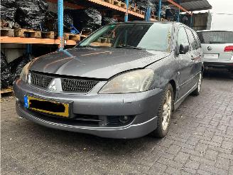 Mitsubishi Lancer 2.0 16V Combi/o  Benzine 1.997cc 99kW (135pk) FWD 2003-09/2007-12 (CS9W) 4G63 picture 2