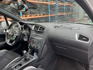 Citroën DS4 1.6 16V VTi 120 Hatchback  Benzine 1.598cc 88kW (120pk) FWD 2011-04/2015-07 (NX5FS) EP6C; 5FS picture 23