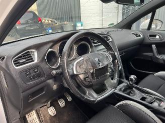 Citroën DS4 1.6 16V VTi 120 Hatchback  Benzine 1.598cc 88kW (120pk) FWD 2011-04/2015-07 (NX5FS) EP6C; 5FS picture 24