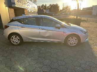 Opel Astra 1.0 Online Edition picture 6