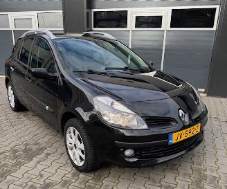 krockskadad bil auto Renault Clio  2008/1