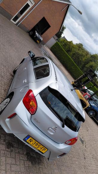 Mitsubishi Space-star 1.2i 5drs airco picture 2