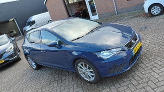 Seat Leon 1.5  tgi  131pk   clima navi picture 1