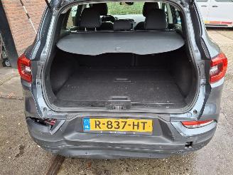 uszkodzony samochody osobowe Renault Kadjar 1.3 tce  140pk automaat    navi clima 2020/6