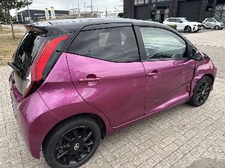 Toyota Aygo 1.0 VVT-iX-CITE BOUWJAAR 2019 LICHTE SCHADE!  5750 EURO picture 4