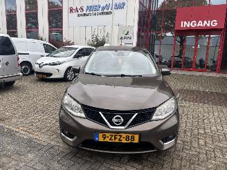 Vaurioauto  passenger cars Nissan Pulsar 1.2 DIG-T BUSINESS 2015/1