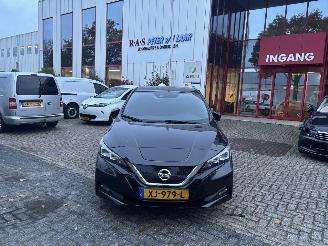 uszkodzony samochody osobowe Nissan Leaf 40KWH GEEN SCHADE 2019/1
