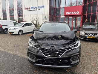 Damaged car Renault Kadjar 1.3 TCe Techno 2022/1