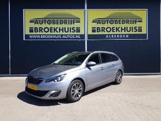 Coche accidentado Peugeot 308 SW 1.2 PureTech Blue Lease Premium 2016/4