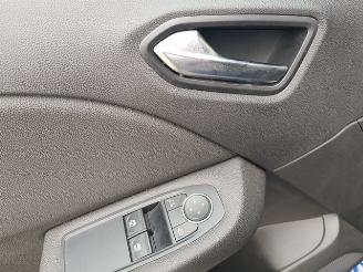 Renault Clio 1.0 TCe Zen picture 21