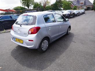 Voiture accidenté Mitsubishi Space-star 1.0 12v 2017/7