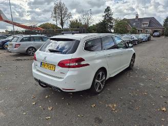Damaged car Peugeot 308 1.2 12V 2016/2