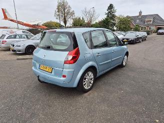 skadebil auto Renault Scenic 1.5 dCi 2009/2