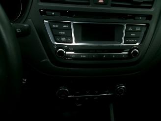 Hyundai I-20 1.0 Cross picture 32