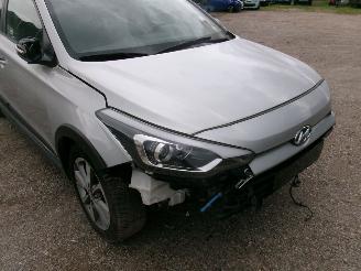 Hyundai I-20 1.0 Cross picture 11