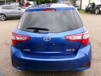 Toyota Yaris 1.5  Y20-Comfort picture 17