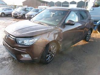 Ssang yong Tivoli 1.6 Automaat XLV picture 2