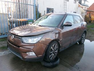 Ssang yong Tivoli 1.6 Automaat XLV picture 3