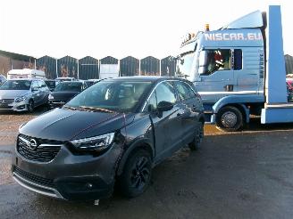 Voiture accidenté Opel Crossland 1.2 Edition 2021/1