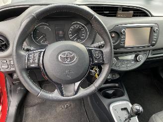 Toyota Yaris 1.5 Hybrid 5drs picture 35