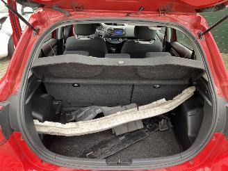 Toyota Yaris 1.5 Hybrid 5drs picture 52