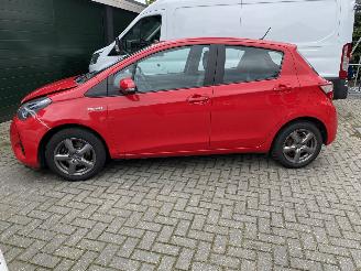 Toyota Yaris 1.5 Hybrid 5drs picture 4
