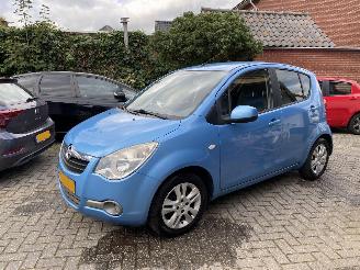 Voiture accidenté Opel Agila 1.2 Edition 2011/7