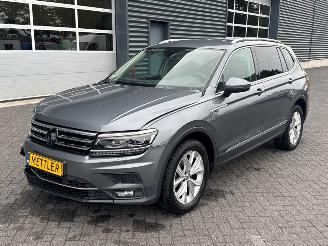 uszkodzony samochody osobowe Volkswagen Tiguan Tiguan Allspace 1.4 TSI 16V SUV  Benzine 1.395cc 110kW 2018/6