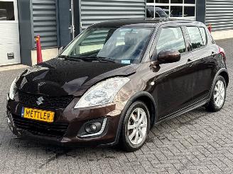 damaged passenger cars Suzuki Swift 1.2 16 Hatchback  Benzine 1.242cc 66kW (90pk) FWD 2015/10